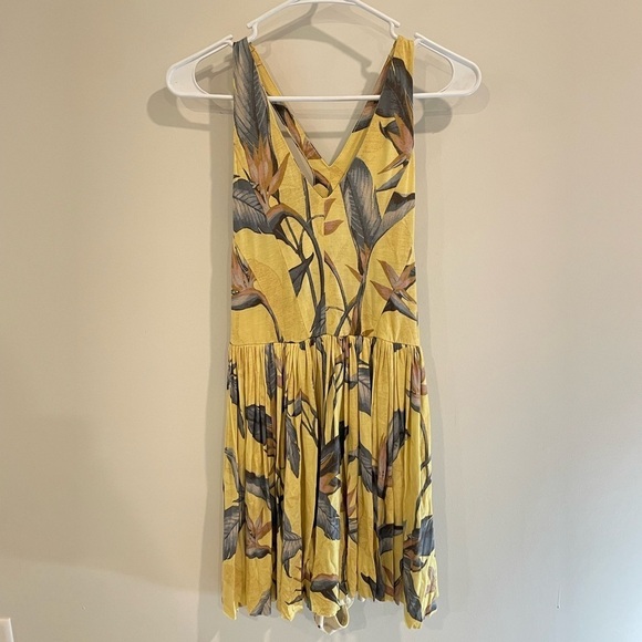 Urban Outfitters Kimchi Blue Printed Halter Romper - Picture 3 of 16